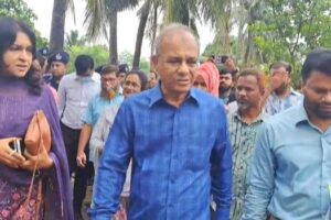 সাবেক সিইসি আটকের সময় যেভাবে মব জাস্টিজ করা হয়েছে তা কাম্য নয় : স্বরাষ্ট্র উপদেষ্টা